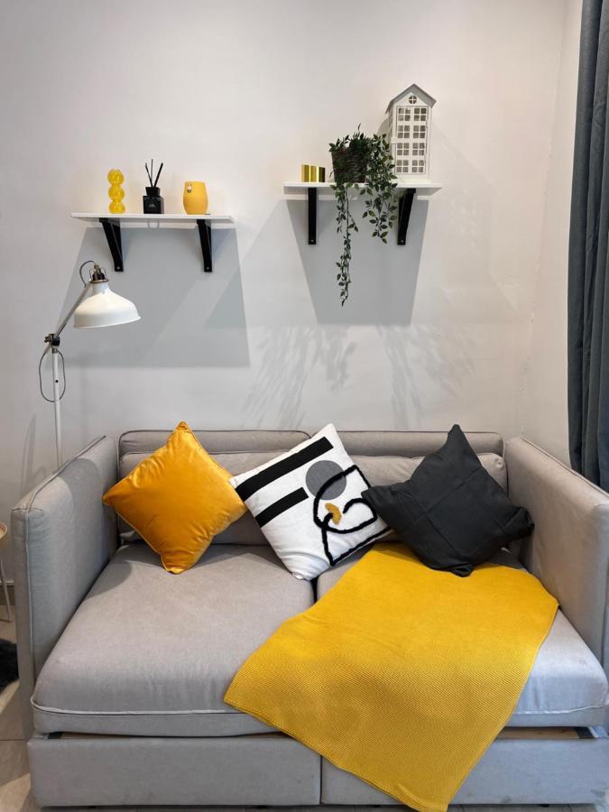 Cozy Market-Square Retreat Located In The Heart Of The 10Th District Wien Exteriör bild