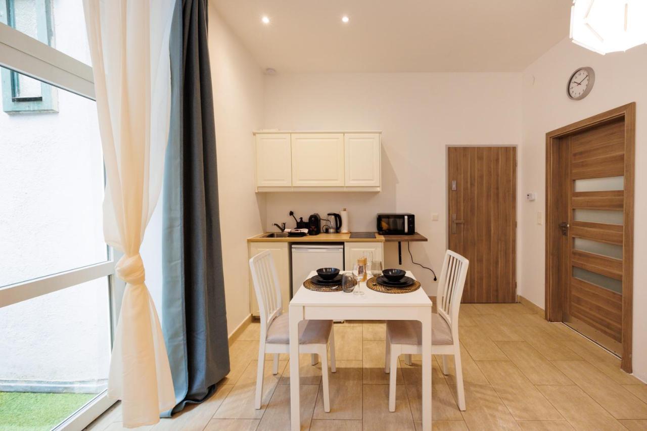 Cozy Market-Square Retreat Located In The Heart Of The 10Th District Wien Exteriör bild